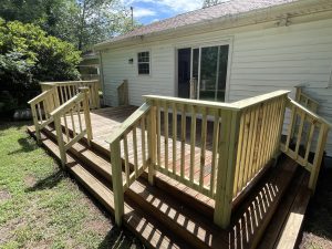 Custom Decks and Railings